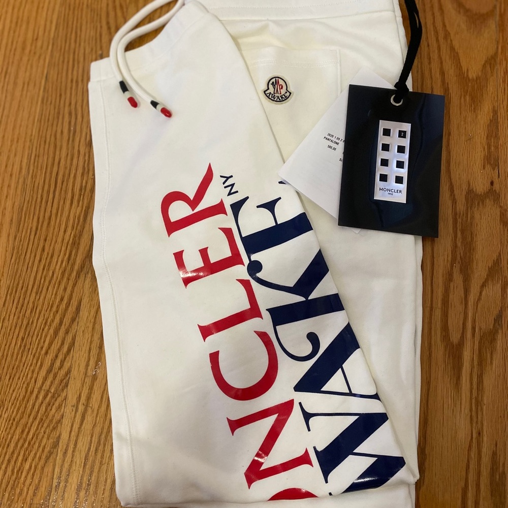 Moncler men’s sweat pants size L